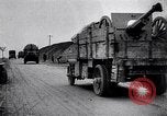 Standbild Transport Französische Artillerie Ersten Weltkrieg Maurepas Yvelines Frankreich, 1917, aus Sekunde 20 historischem Filmmaterial Videoclip 65675027559