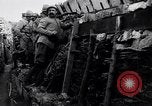 Standbild französischen Gräben während Ersten Weltkrieg Frankreich, 1917, aus Sekunde 21 historischem Filmmaterial Videoclip 65675027561