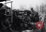 Standbild französischen Gräben während Ersten Weltkrieg Frankreich, 1917, aus Sekunde 30 historischem Filmmaterial Videoclip 65675027561