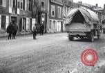 Immagine di Esercito francese rinforzi soldato legata a Verdun Verdun Francia, 1916, secondo 21 filmato di repertorio 65675027563