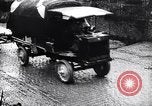 Immagine di Esercito francese rinforzi soldato legata a Verdun Verdun Francia, 1916, secondo 30 filmato di repertorio 65675027563