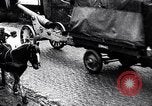Immagine di Esercito francese rinforzi soldato legata a Verdun Verdun Francia, 1916, secondo 55 filmato di repertorio 65675027563