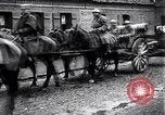 Immagine di Esercito francese rinforzi soldato legata a Verdun Verdun Francia, 1916, secondo 58 filmato di repertorio 65675027563