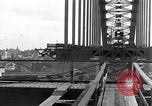 Image Sydney Harbour Bridge en construction Sydney Australie, 1930, de la seconde 27 séquences d'archives historiques vidéo 65675027569