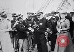 Standbild King Edward VII mit italienischen König Viktor Emanuel III Gaeta Italien, 1907, aus Sekunde 21 historischem Filmmaterial Videoclip 65675027573