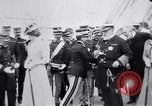 Standbild King Edward VII mit italienischen König Viktor Emanuel III Gaeta Italien, 1907, aus Sekunde 23 historischem Filmmaterial Videoclip 65675027573