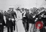 Standbild King Edward VII mit italienischen König Viktor Emanuel III Gaeta Italien, 1907, aus Sekunde 25 historischem Filmmaterial Videoclip 65675027573