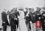 Standbild King Edward VII mit italienischen König Viktor Emanuel III Gaeta Italien, 1907, aus Sekunde 26 historischem Filmmaterial Videoclip 65675027573