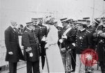Standbild King Edward VII mit italienischen König Viktor Emanuel III Gaeta Italien, 1907, aus Sekunde 28 historischem Filmmaterial Videoclip 65675027573