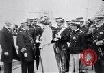 Standbild King Edward VII mit italienischen König Viktor Emanuel III Gaeta Italien, 1907, aus Sekunde 29 historischem Filmmaterial Videoclip 65675027573