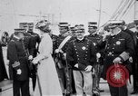 Standbild King Edward VII mit italienischen König Viktor Emanuel III Gaeta Italien, 1907, aus Sekunde 32 historischem Filmmaterial Videoclip 65675027573