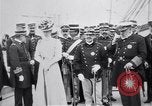 Standbild King Edward VII mit italienischen König Viktor Emanuel III Gaeta Italien, 1907, aus Sekunde 36 historischem Filmmaterial Videoclip 65675027573