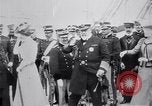 Standbild King Edward VII mit italienischen König Viktor Emanuel III Gaeta Italien, 1907, aus Sekunde 43 historischem Filmmaterial Videoclip 65675027573