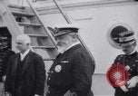 Standbild King Edward VII mit italienischen König Viktor Emanuel III Gaeta Italien, 1907, aus Sekunde 56 historischem Filmmaterial Videoclip 65675027573