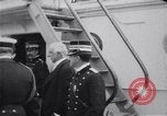 Standbild King Edward VII mit italienischen König Viktor Emanuel III Gaeta Italien, 1907, aus Sekunde 61 historischem Filmmaterial Videoclip 65675027573