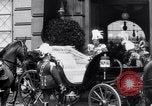 Standbild King George V und Kaiser Wilhelm II Berlin Deutschland, 1913, aus Sekunde 9 historischem Filmmaterial Videoclip 65675027574