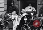 Standbild King George V und Kaiser Wilhelm II Berlin Deutschland, 1913, aus Sekunde 51 historischem Filmmaterial Videoclip 65675027574
