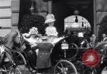 Standbild King George V und Kaiser Wilhelm II Berlin Deutschland, 1913, aus Sekunde 54 historischem Filmmaterial Videoclip 65675027574