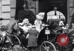 Standbild King George V und Kaiser Wilhelm II Berlin Deutschland, 1913, aus Sekunde 55 historischem Filmmaterial Videoclip 65675027574