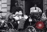Standbild King George V und Kaiser Wilhelm II Berlin Deutschland, 1913, aus Sekunde 57 historischem Filmmaterial Videoclip 65675027574