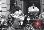Standbild King George V und Kaiser Wilhelm II Berlin Deutschland, 1913, aus Sekunde 59 historischem Filmmaterial Videoclip 65675027574