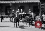 Immagine di Lo Zar Nicola II visitando il Kaiser Guglielmo II Germania, 1913, secondo 16 filmato di repertorio 65675027575