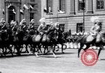Immagine di Lo Zar Nicola II visitando il Kaiser Guglielmo II Germania, 1913, secondo 53 filmato di repertorio 65675027575