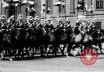 Immagine di Lo Zar Nicola II visitando il Kaiser Guglielmo II Germania, 1913, secondo 54 filmato di repertorio 65675027575