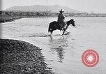 Standbild US Army Soldaten unterwegs Strafexpedition oder Pancho Villa Mexiko, 1916, aus Sekunde 25 historischem Filmmaterial Videoclip 65675027576