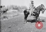 Standbild US Army Soldaten unterwegs Strafexpedition oder Pancho Villa Mexiko, 1916, aus Sekunde 57 historischem Filmmaterial Videoclip 65675027576