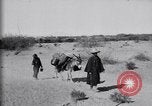 Image le camp de réfugiés de mexicains au cours de Pancho Villa expédition punitive Rio Grande Texas USA, 1916, de la seconde 8 séquences d'archives historiques vidéo 65675027577