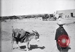 Image le camp de réfugiés de mexicains au cours de Pancho Villa expédition punitive Rio Grande Texas USA, 1916, de la seconde 15 séquences d'archives historiques vidéo 65675027577