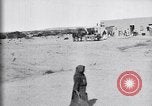 Image le camp de réfugiés de mexicains au cours de Pancho Villa expédition punitive Rio Grande Texas USA, 1916, de la seconde 19 séquences d'archives historiques vidéo 65675027577