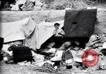 Image le camp de réfugiés de mexicains au cours de Pancho Villa expédition punitive Rio Grande Texas USA, 1916, de la seconde 31 séquences d'archives historiques vidéo 65675027577