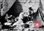 Image le camp de réfugiés de mexicains au cours de Pancho Villa expédition punitive Rio Grande Texas USA, 1916, de la seconde 47 séquences d'archives historiques vidéo 65675027577