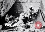 Image le camp de réfugiés de mexicains au cours de Pancho Villa expédition punitive Rio Grande Texas USA, 1916, de la seconde 51 séquences d'archives historiques vidéo 65675027577