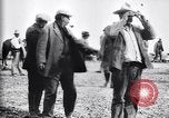 Standbild General Salazar und Lando kämpfen verfassungsrechtlichen Armee Ojinaga Mexiko, 1916, aus Sekunde 15 historischem Filmmaterial Videoclip 65675027578