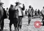 Standbild General Salazar und Lando kämpfen verfassungsrechtlichen Armee Ojinaga Mexiko, 1916, aus Sekunde 20 historischem Filmmaterial Videoclip 65675027578