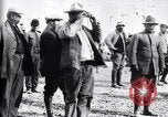 Standbild General Salazar und Lando kämpfen verfassungsrechtlichen Armee Ojinaga Mexiko, 1916, aus Sekunde 24 historischem Filmmaterial Videoclip 65675027578