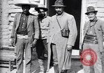 Standbild mexikanische General Pascual Orozco Mexiko, 1915, aus Sekunde 14 historischem Filmmaterial Videoclip 65675027579