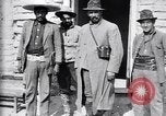 Standbild mexikanische General Pascual Orozco Mexiko, 1915, aus Sekunde 16 historischem Filmmaterial Videoclip 65675027579