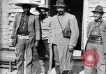 Standbild mexikanische General Pascual Orozco Mexiko, 1915, aus Sekunde 17 historischem Filmmaterial Videoclip 65675027579