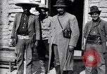 Standbild mexikanische General Pascual Orozco Mexiko, 1915, aus Sekunde 18 historischem Filmmaterial Videoclip 65675027579