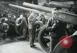 Standbild Männer Deutschland, 1940, aus Sekunde 52 historischem Filmmaterial Videoclip 65675027582