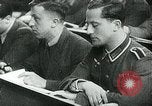 Standbild Offiziere Deutschland, 1940, aus Sekunde 32 historischem Filmmaterial Videoclip 65675027584