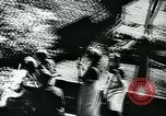 Standbild Deutsche Zivilangestellte im Zweiten Weltkrieg Deutschland, 1940, aus Sekunde 7 historischem Filmmaterial Videoclip 65675027585