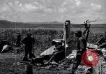 Image US Marines dans des abris improvisés Saipan Îles Mariannes du Nord, 1944, de la seconde 16 séquences d'archives historiques vidéo 65675027622