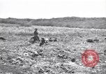 Image US Marines dans des abris improvisés Saipan Îles Mariannes du Nord, 1944, de la seconde 27 séquences d'archives historiques vidéo 65675027622