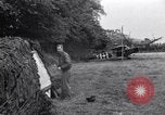 Standbild USA Offiziere Saint Lo Frankreich, 1944, aus Sekunde 14 historischem Filmmaterial Videoclip 65675027624