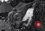 Standbild USA Offiziere Saint Lo Frankreich, 1944, aus Sekunde 21 historischem Filmmaterial Videoclip 65675027624
